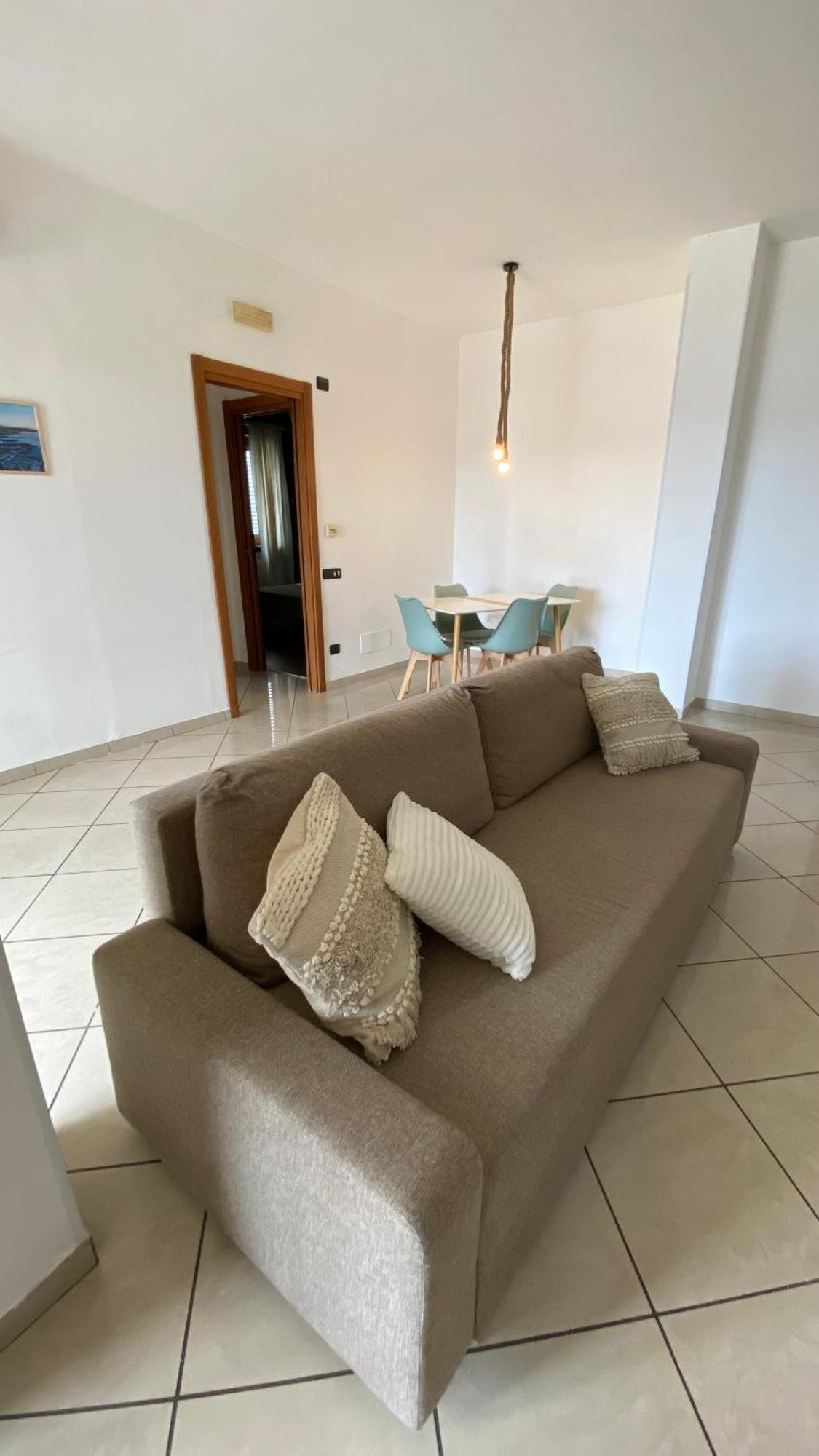 Giu Al Porto Apartment Salerno Bagian luar foto